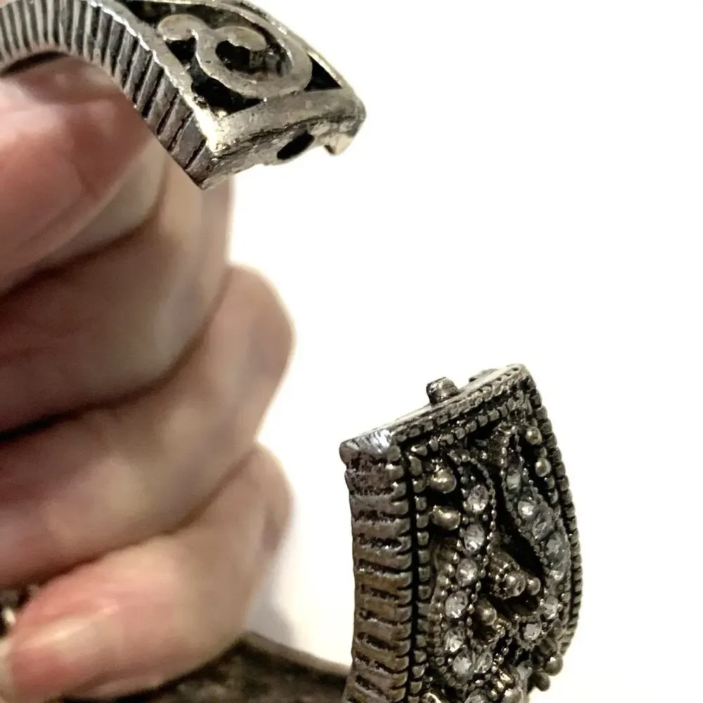 Indian Style Clamper Bracelet Antiqued Silver Tone Filigree Faux Gemstone 6.75